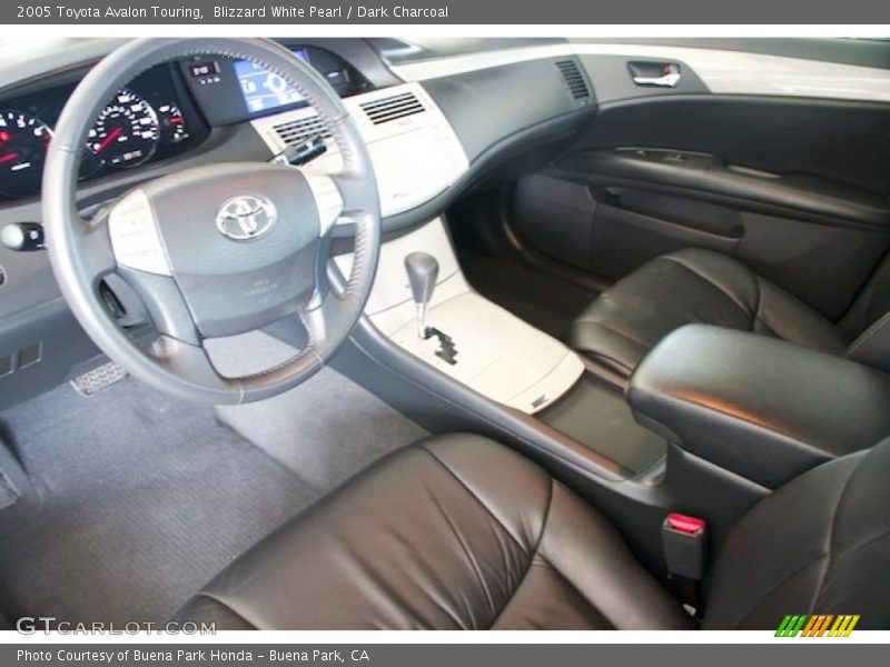 Blizzard White Pearl / Dark Charcoal 2005 Toyota Avalon Touring