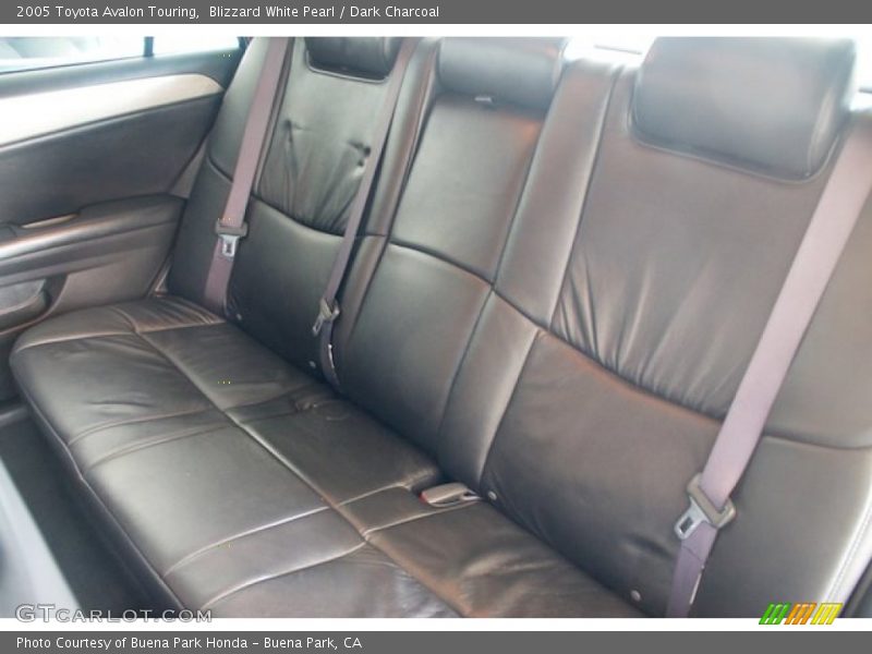 Blizzard White Pearl / Dark Charcoal 2005 Toyota Avalon Touring