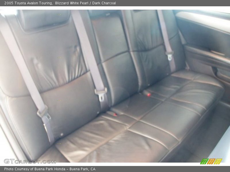 Blizzard White Pearl / Dark Charcoal 2005 Toyota Avalon Touring