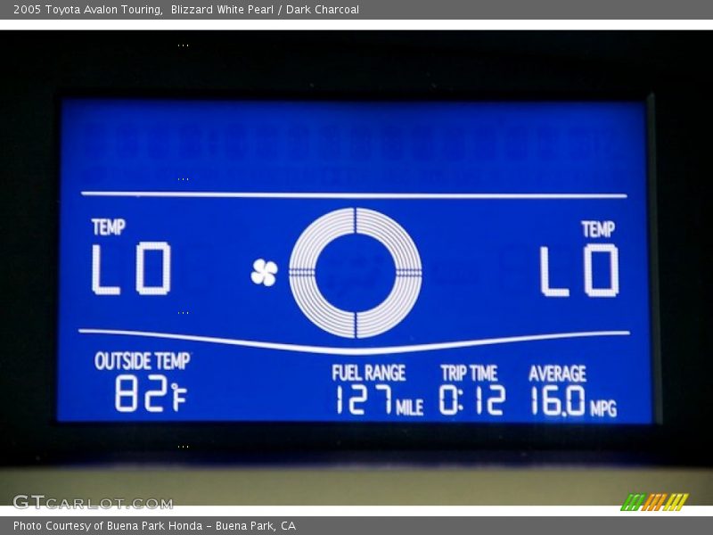 Blizzard White Pearl / Dark Charcoal 2005 Toyota Avalon Touring