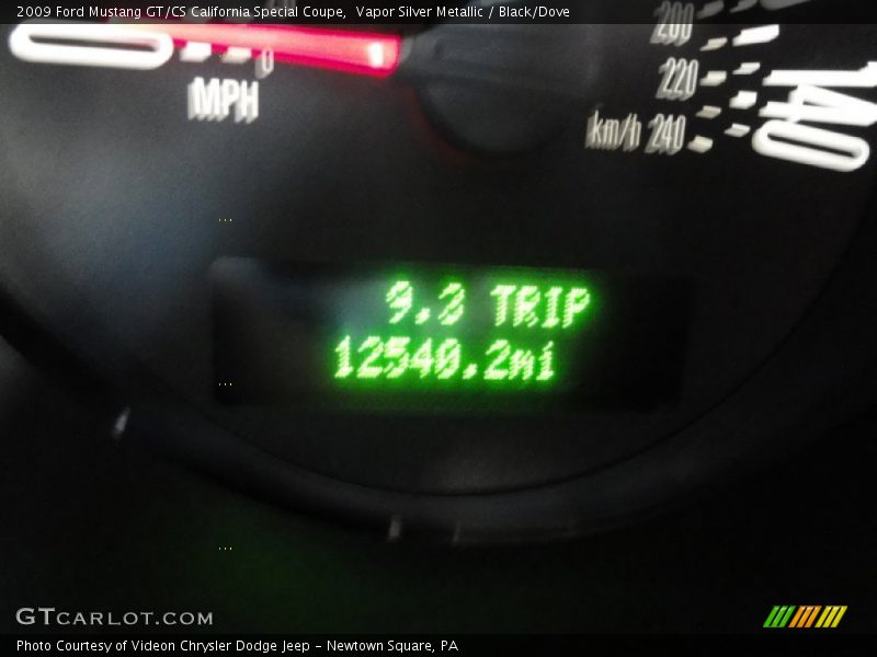 Vapor Silver Metallic / Black/Dove 2009 Ford Mustang GT/CS California Special Coupe