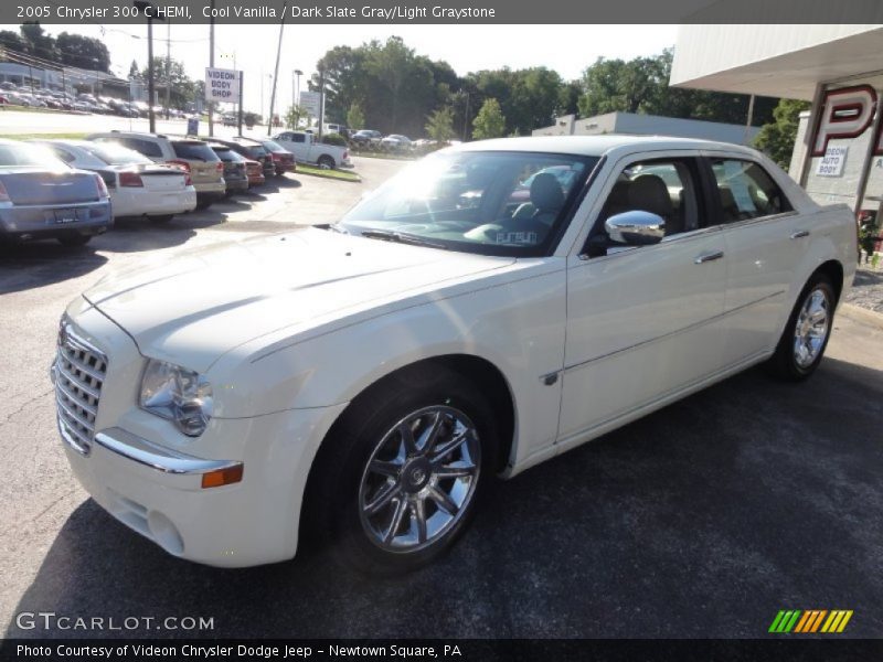 Cool Vanilla / Dark Slate Gray/Light Graystone 2005 Chrysler 300 C HEMI