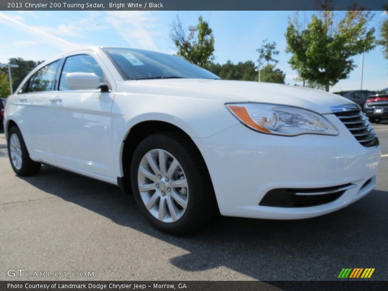 Bright White / Black 2013 Chrysler 200 Touring Sedan