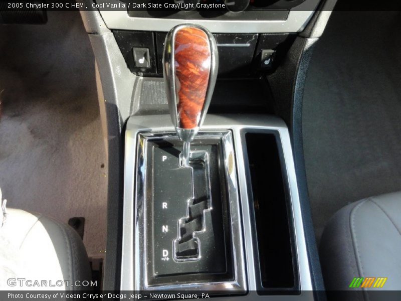 Cool Vanilla / Dark Slate Gray/Light Graystone 2005 Chrysler 300 C HEMI