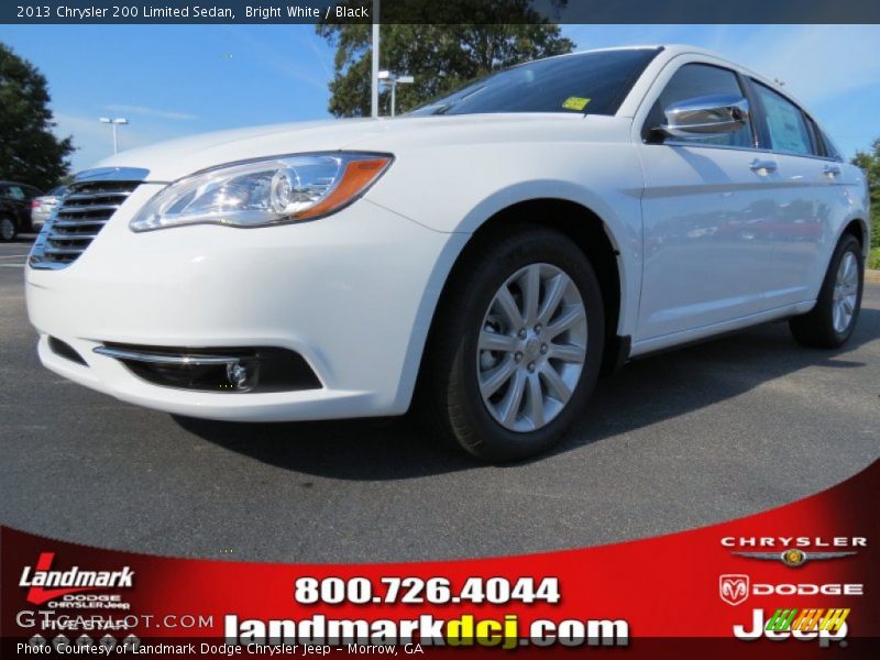 Bright White / Black 2013 Chrysler 200 Limited Sedan