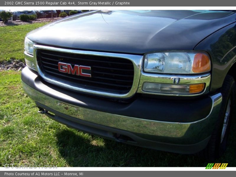 Storm Gray Metallic / Graphite 2002 GMC Sierra 1500 Regular Cab 4x4