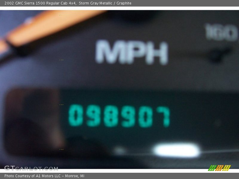Storm Gray Metallic / Graphite 2002 GMC Sierra 1500 Regular Cab 4x4
