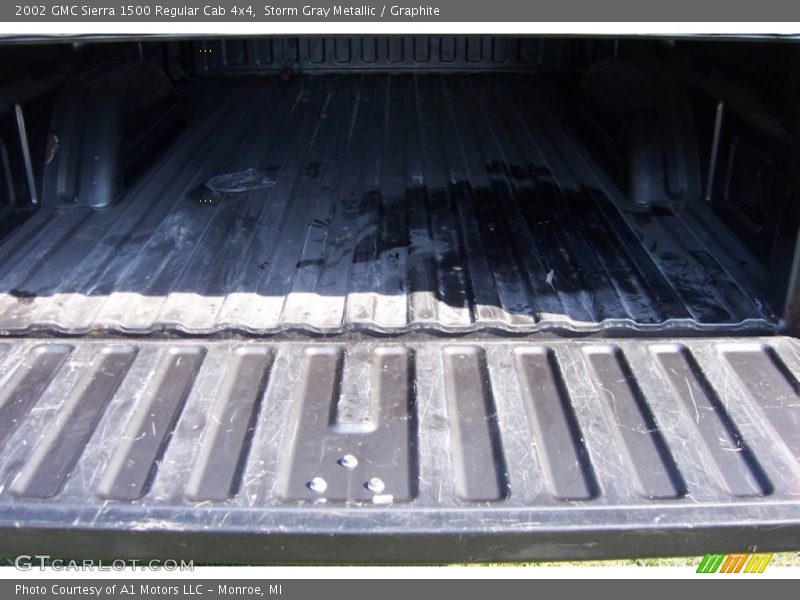 Storm Gray Metallic / Graphite 2002 GMC Sierra 1500 Regular Cab 4x4