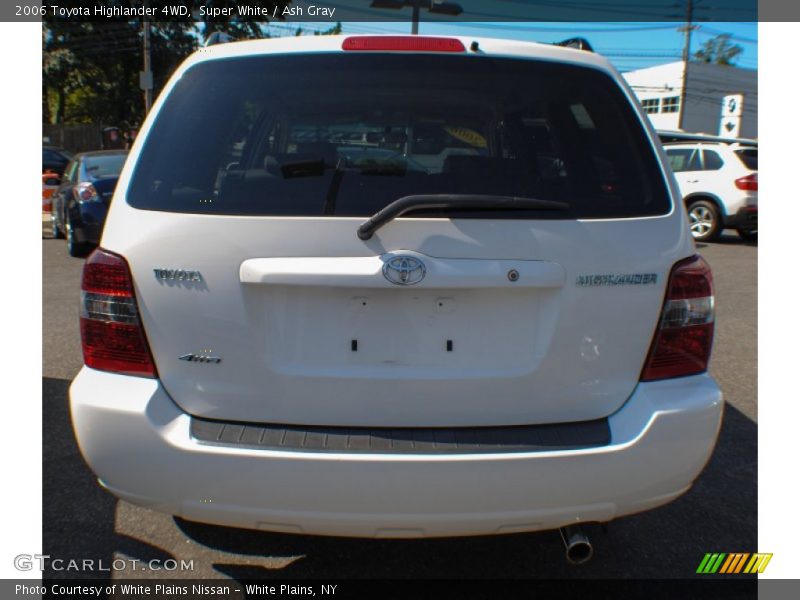 Super White / Ash Gray 2006 Toyota Highlander 4WD