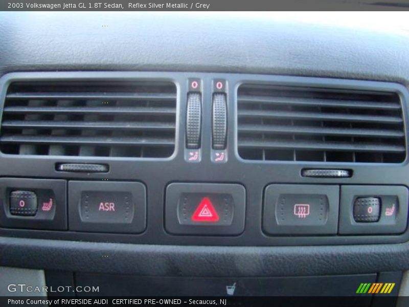 Reflex Silver Metallic / Grey 2003 Volkswagen Jetta GL 1.8T Sedan
