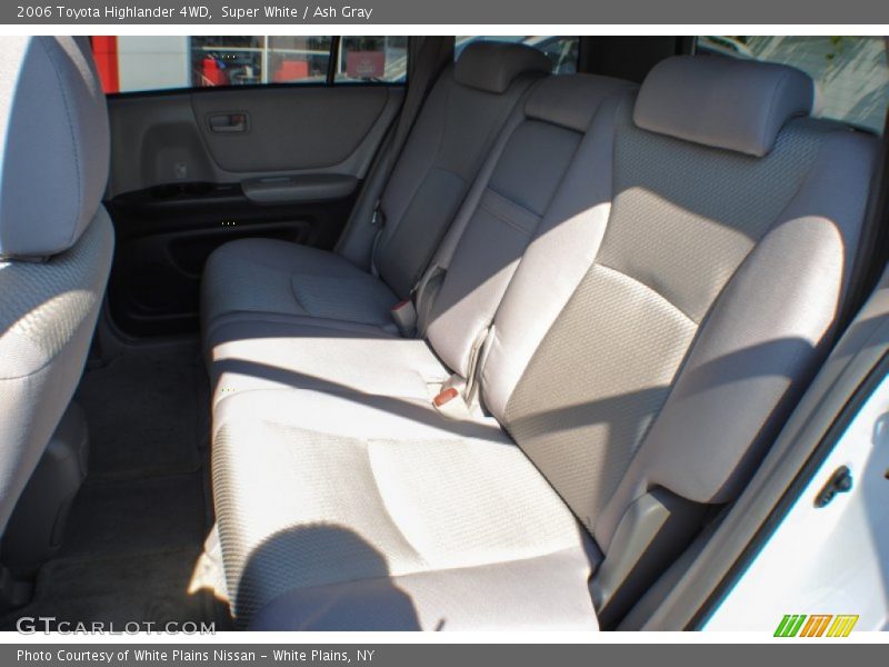 Super White / Ash Gray 2006 Toyota Highlander 4WD