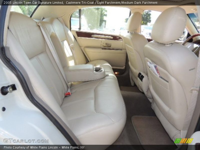 Rear Seat of 2005 Town Car Signature Limited