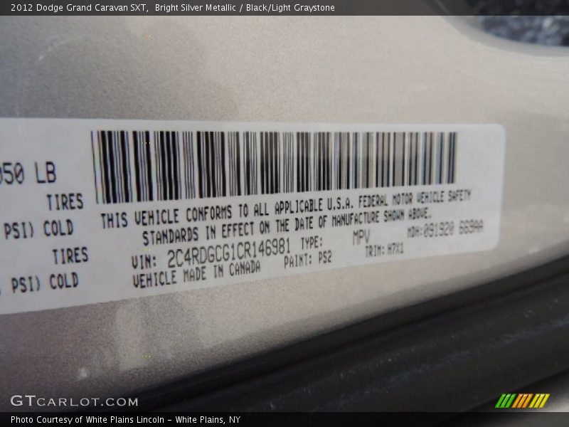 Bright Silver Metallic / Black/Light Graystone 2012 Dodge Grand Caravan SXT