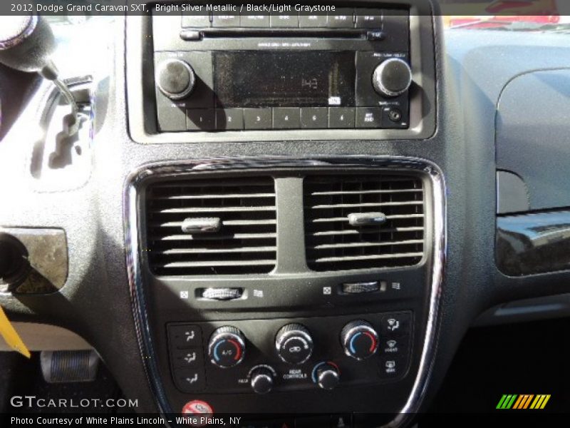 Bright Silver Metallic / Black/Light Graystone 2012 Dodge Grand Caravan SXT