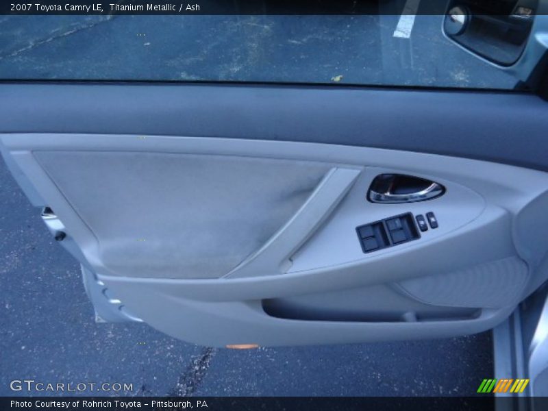 Titanium Metallic / Ash 2007 Toyota Camry LE