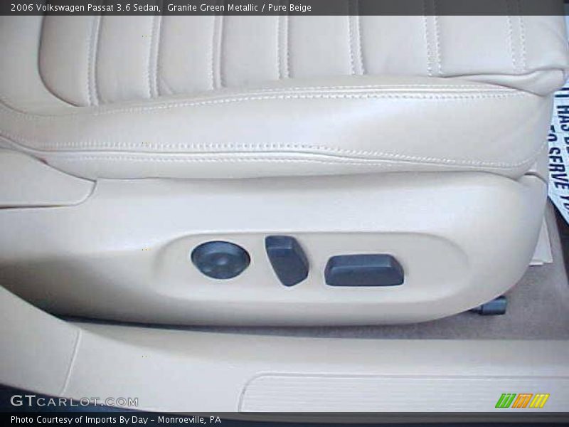 Granite Green Metallic / Pure Beige 2006 Volkswagen Passat 3.6 Sedan