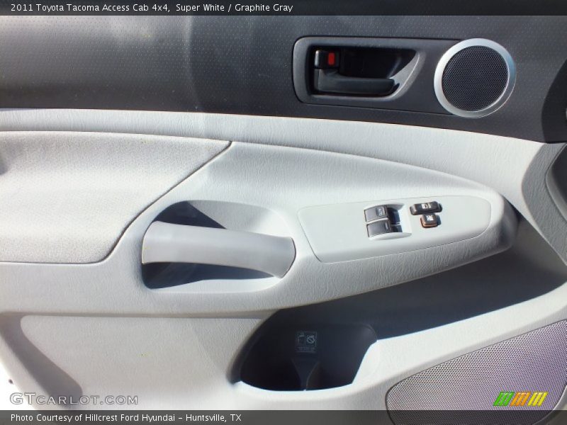 Super White / Graphite Gray 2011 Toyota Tacoma Access Cab 4x4