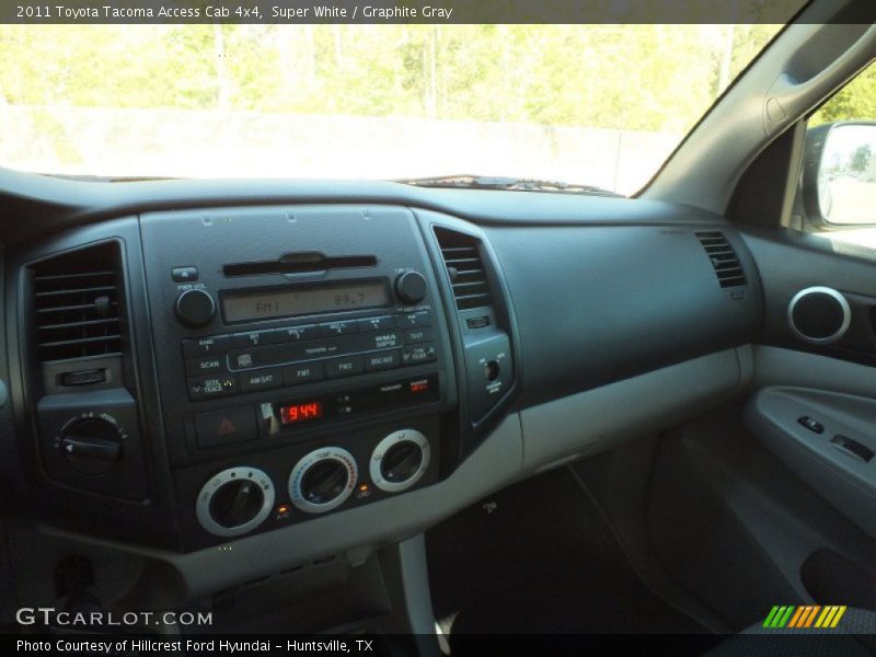 Super White / Graphite Gray 2011 Toyota Tacoma Access Cab 4x4