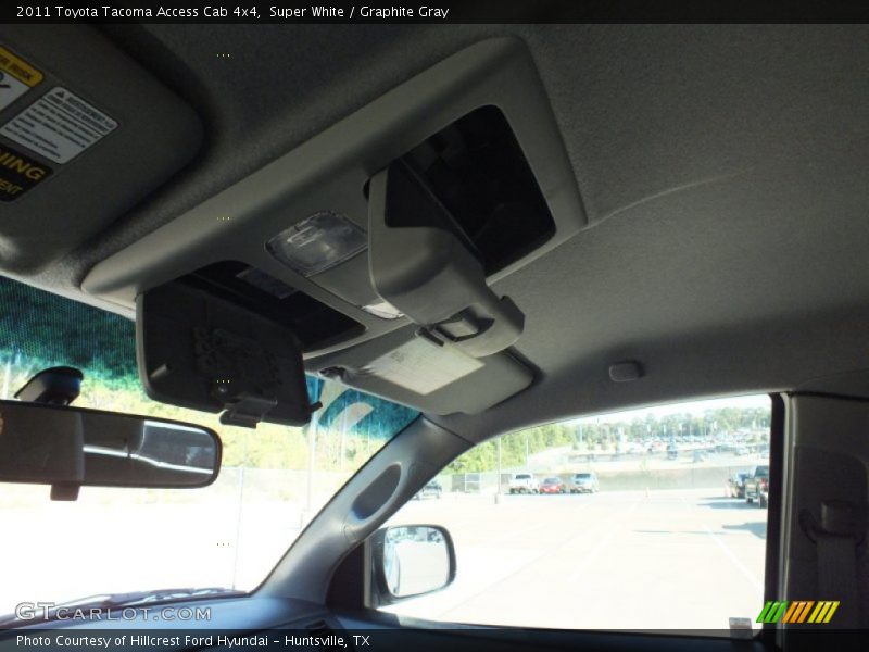 Super White / Graphite Gray 2011 Toyota Tacoma Access Cab 4x4