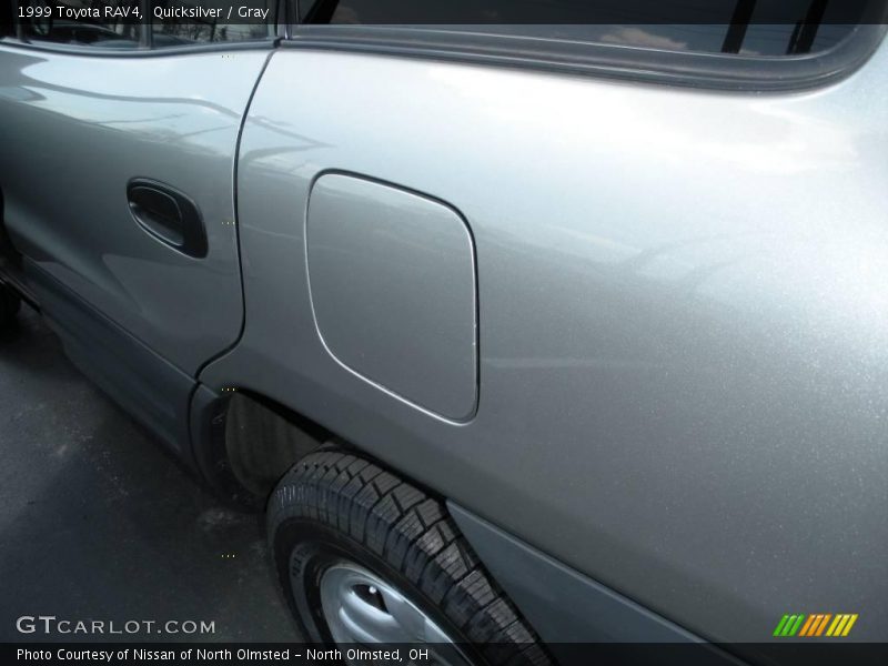 Quicksilver / Gray 1999 Toyota RAV4