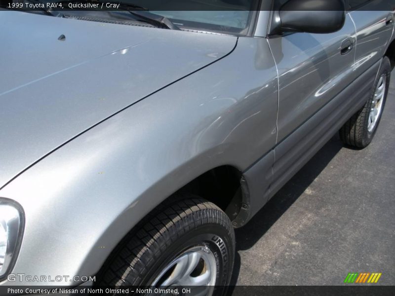 Quicksilver / Gray 1999 Toyota RAV4