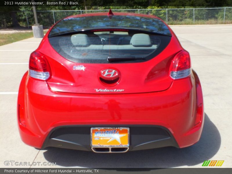 Boston Red / Black 2013 Hyundai Veloster