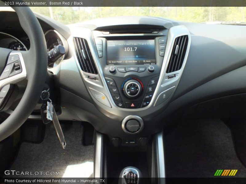 Boston Red / Black 2013 Hyundai Veloster