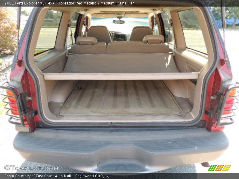 Toreador Red Metallic / Medium Prairie Tan 2001 Ford Explorer XLT 4x4