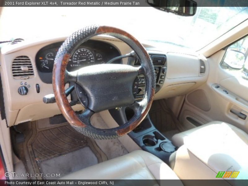 Toreador Red Metallic / Medium Prairie Tan 2001 Ford Explorer XLT 4x4