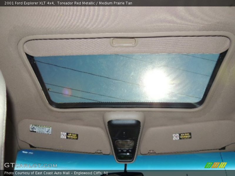 Toreador Red Metallic / Medium Prairie Tan 2001 Ford Explorer XLT 4x4