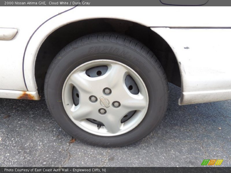 Cloud White / Dusk Gray 2000 Nissan Altima GXE