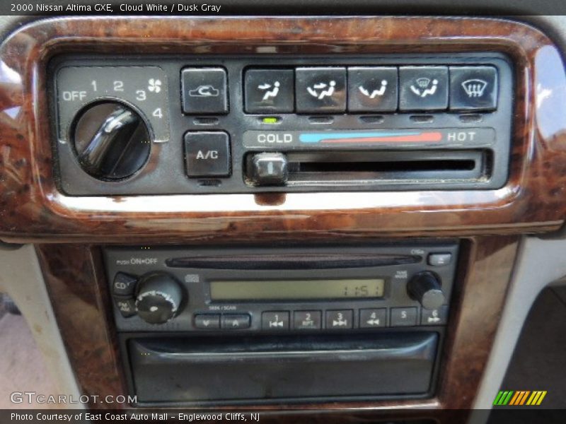 Cloud White / Dusk Gray 2000 Nissan Altima GXE