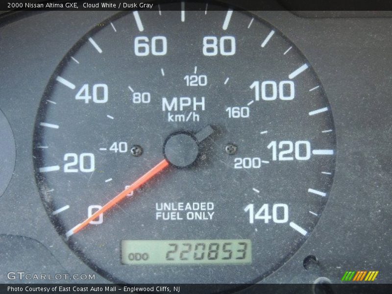 Cloud White / Dusk Gray 2000 Nissan Altima GXE