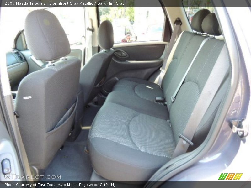 Stormfront Gray Metallic / Dark Flint Gray 2005 Mazda Tribute s