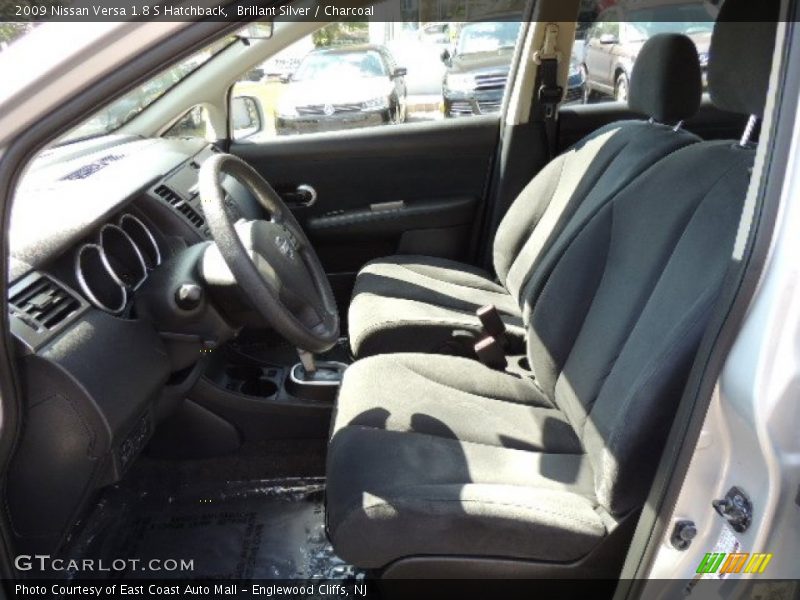 Brillant Silver / Charcoal 2009 Nissan Versa 1.8 S Hatchback