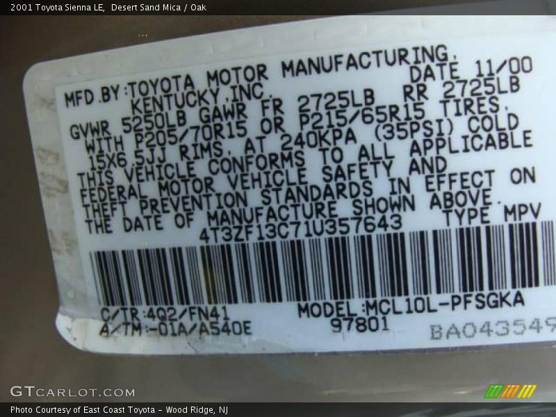 Desert Sand Mica / Oak 2001 Toyota Sienna LE