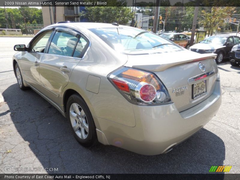 Sonoran Sand Metallic / Blond 2009 Nissan Altima Hybrid