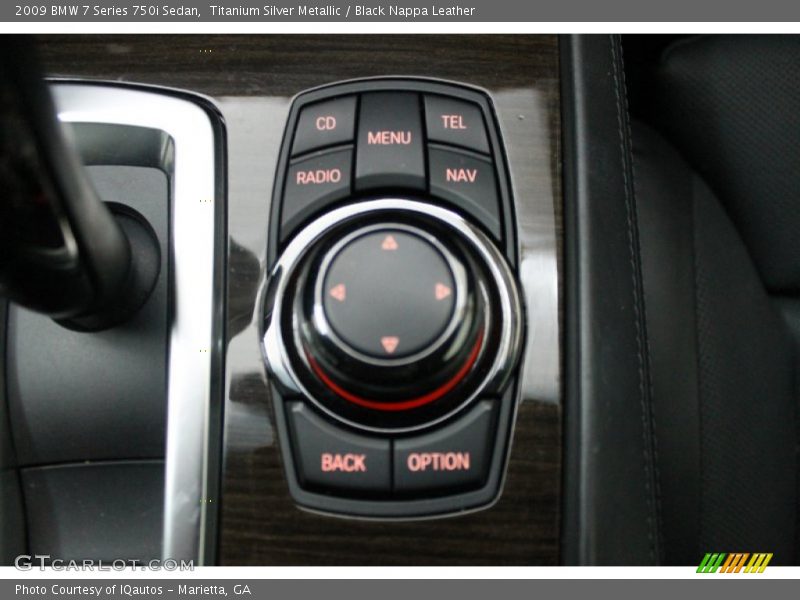 Controls of 2009 7 Series 750i Sedan