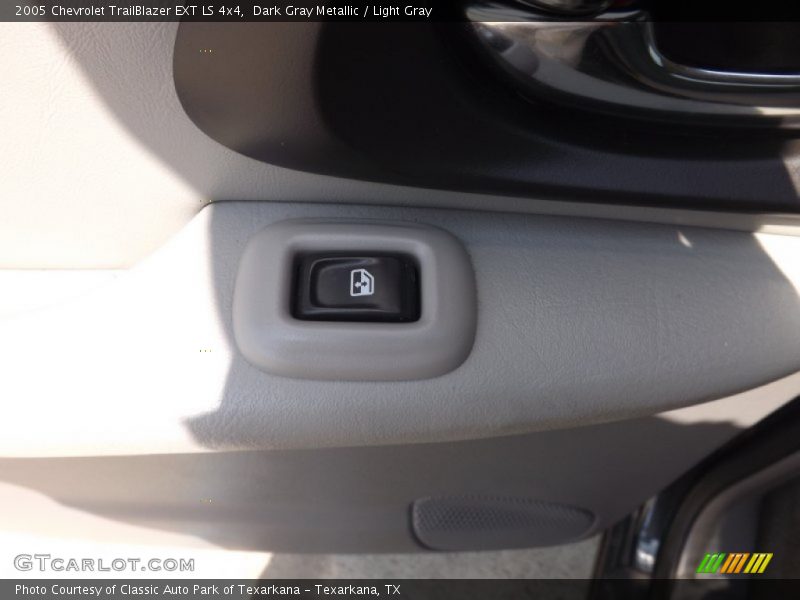 Dark Gray Metallic / Light Gray 2005 Chevrolet TrailBlazer EXT LS 4x4