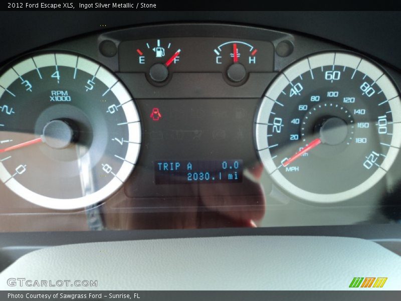 Ingot Silver Metallic / Stone 2012 Ford Escape XLS
