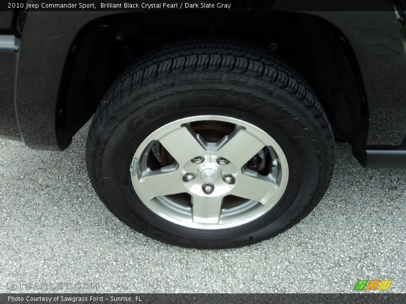 Brilliant Black Crystal Pearl / Dark Slate Gray 2010 Jeep Commander Sport