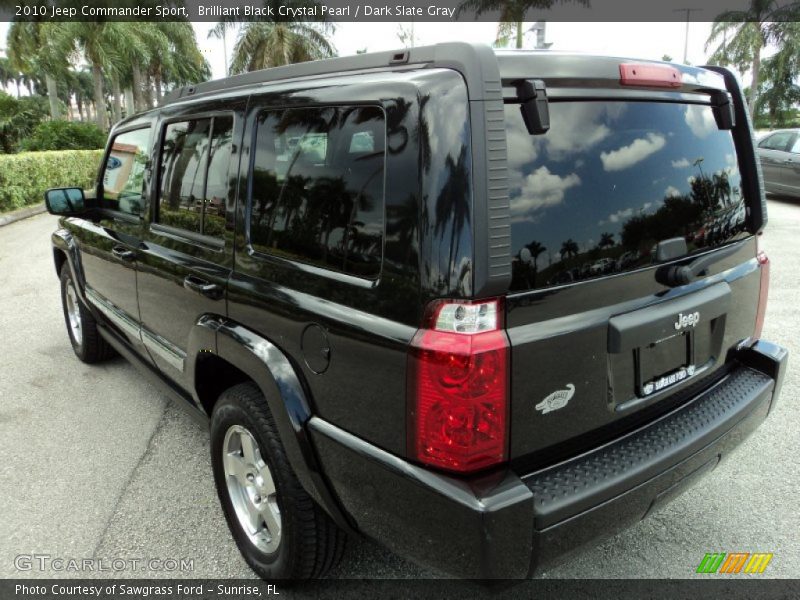 Brilliant Black Crystal Pearl / Dark Slate Gray 2010 Jeep Commander Sport