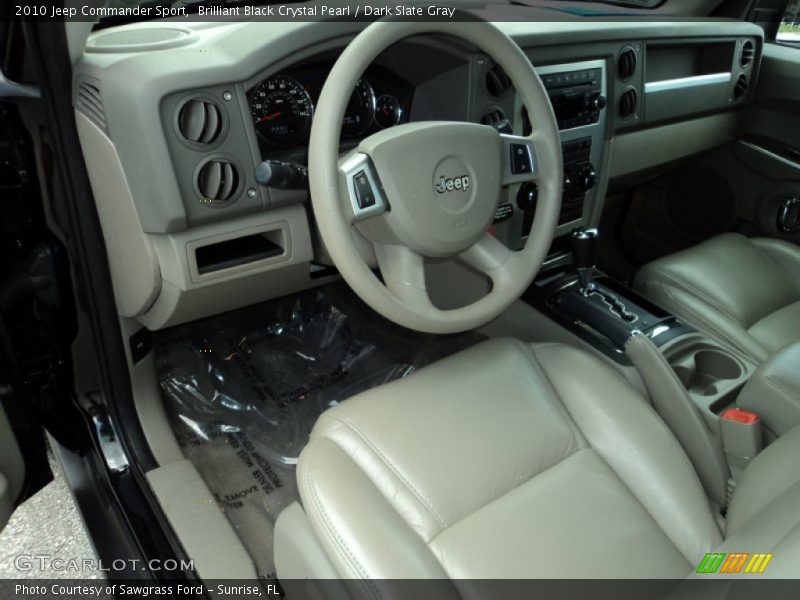  2010 Commander Sport Dark Slate Gray Interior