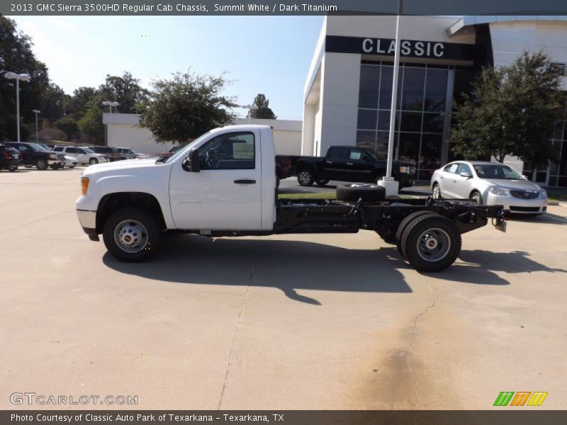 Summit White / Dark Titanium 2013 GMC Sierra 3500HD Regular Cab Chassis