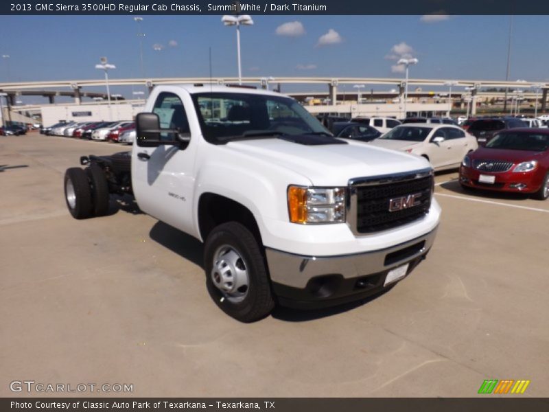 Summit White / Dark Titanium 2013 GMC Sierra 3500HD Regular Cab Chassis