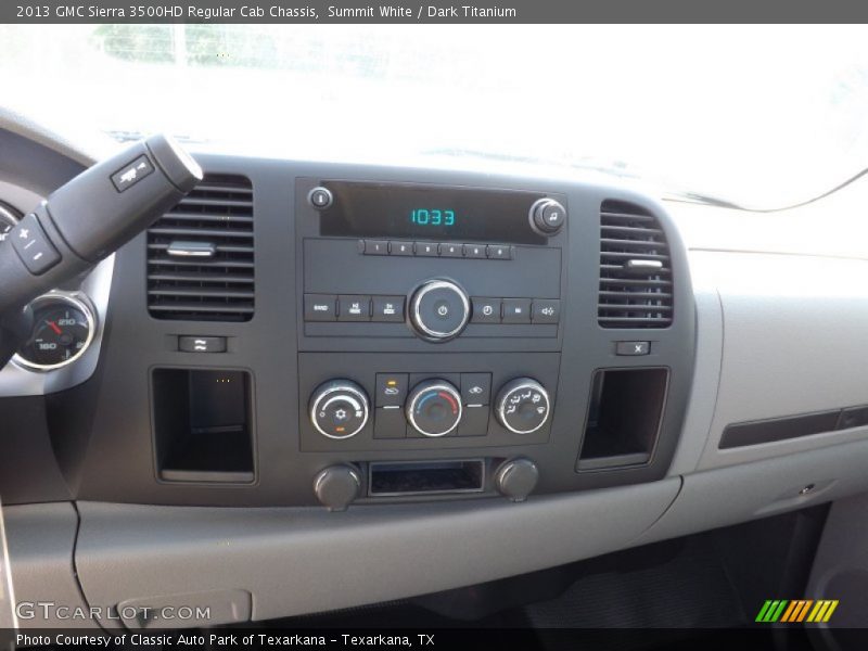 Summit White / Dark Titanium 2013 GMC Sierra 3500HD Regular Cab Chassis