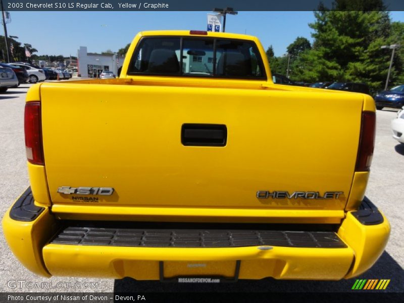 Yellow / Graphite 2003 Chevrolet S10 LS Regular Cab