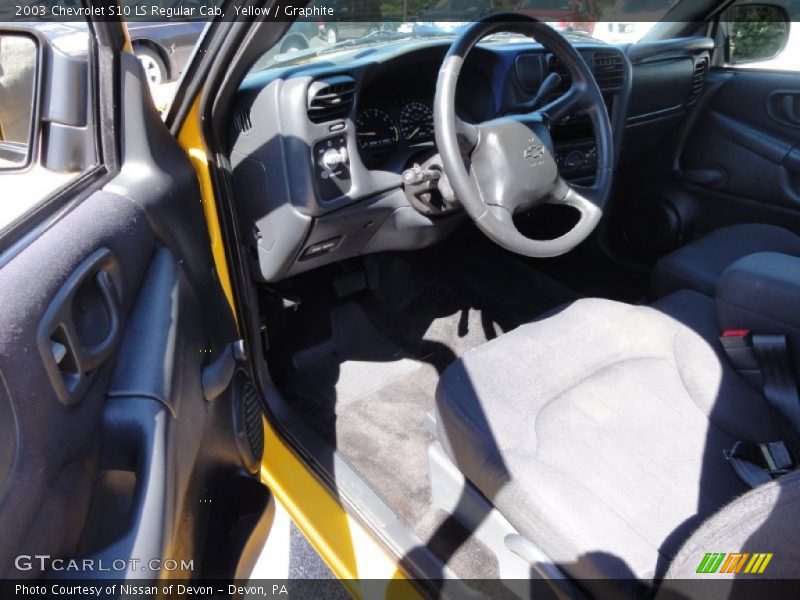 Yellow / Graphite 2003 Chevrolet S10 LS Regular Cab