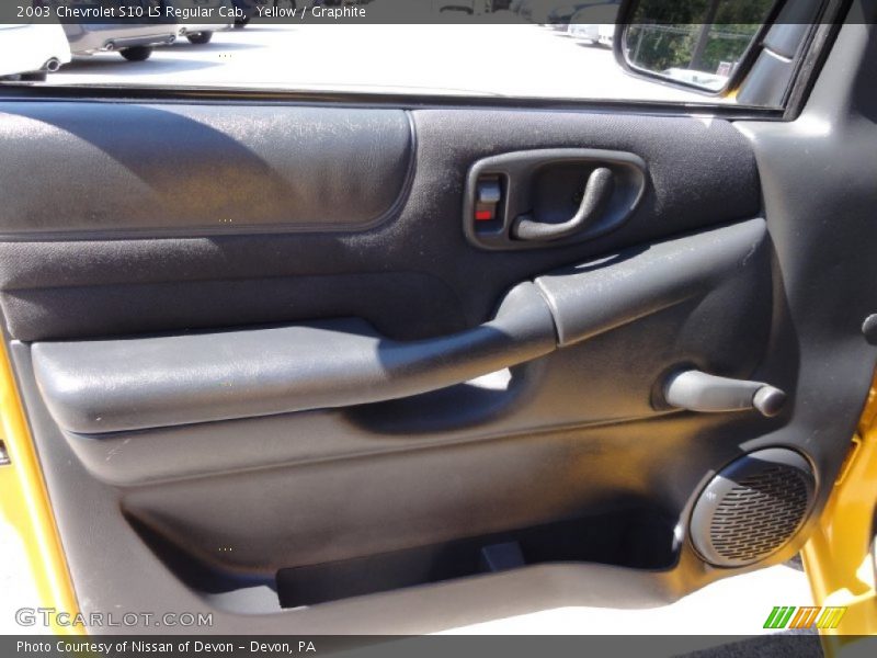 Yellow / Graphite 2003 Chevrolet S10 LS Regular Cab