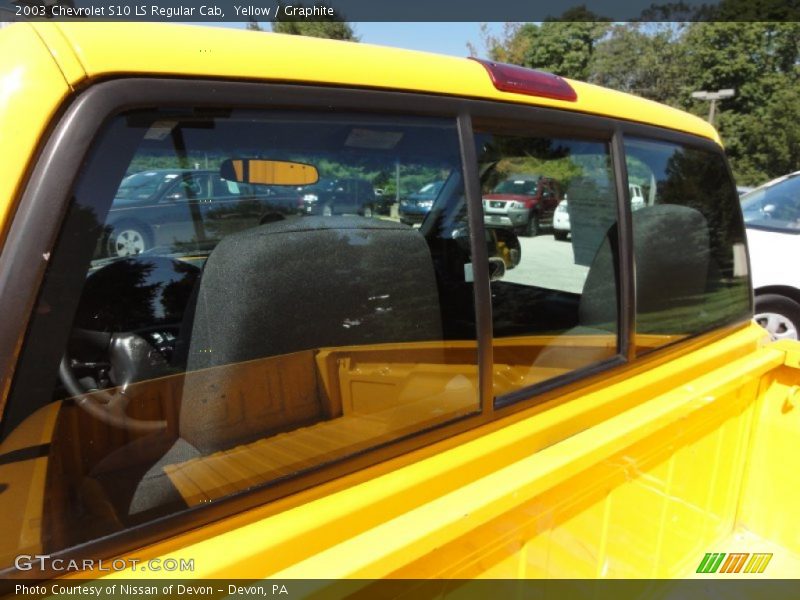 Yellow / Graphite 2003 Chevrolet S10 LS Regular Cab